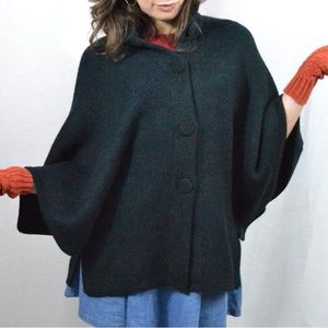 Pincho Poncho London never worn real alpaca wool